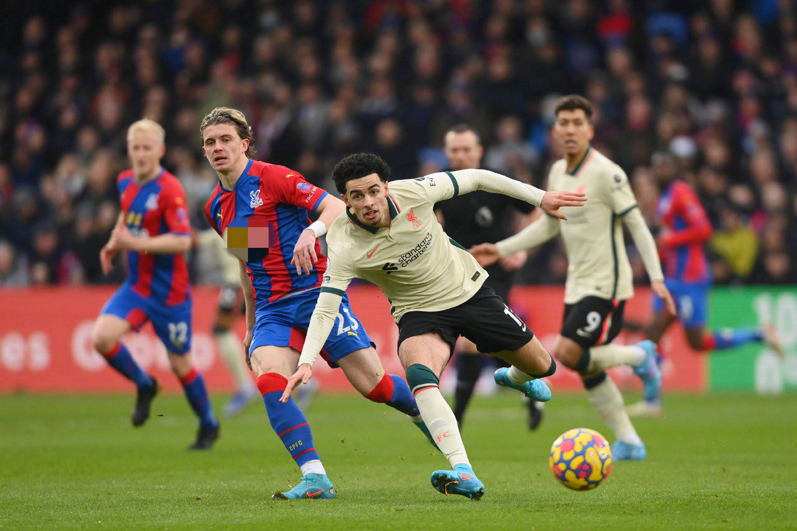 在这场备受 在这场备受